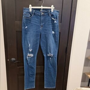 Old Navy Women's Distressed Straight Jeans - Blue